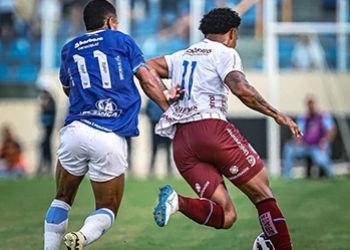 DE VIRADA, CONFIANÇA VENCE O CAXIAS NA ARENA BATISTÃO