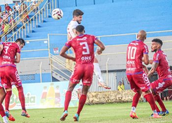 SERGIPE CONQUISTA VITÓRIA NO INTERIOR DA BAHIA E ASSUME A TERCEIRA POSIÇÃO NA TABELA DE CLASSIFICAÇÃO