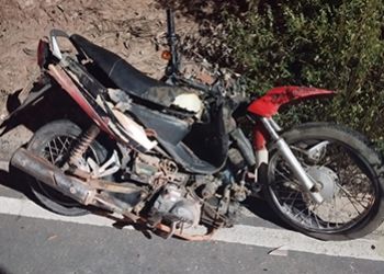 HOMEM MORRE NA ZONA RURAL DE LAGARTO AO COLIDIR COM A MOTOCICLETA CONTRA UM ÔNIBUS 