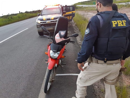 Motocicleta roubada em Campo do Brito é recuperada pela PRF na BR-101 -  Gilson de Oliveira